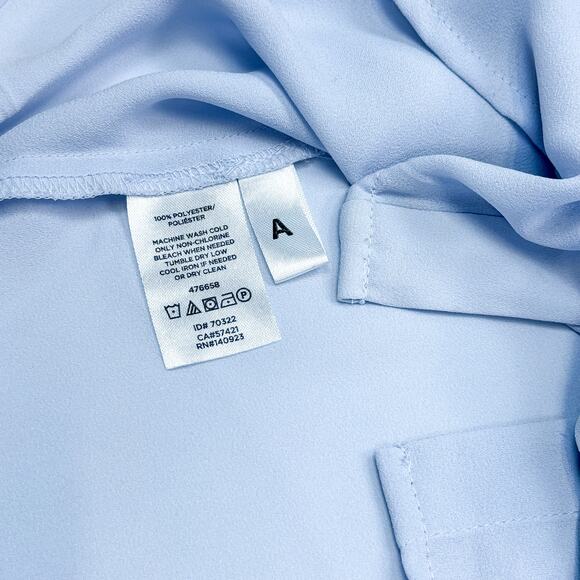 LOFT -Soft Blue Blouse - Pearl Accent - Women’s XL - Picture 7 of 7